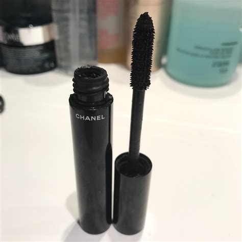 chanel le volume révolution mascara|chanel le volume mascara review.